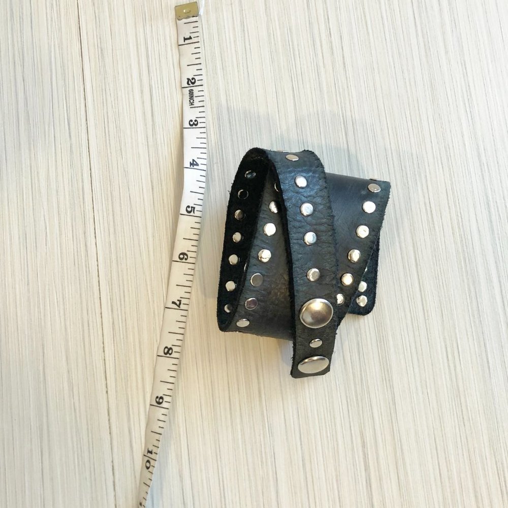 Leather bracelet - Picture 10 of 16